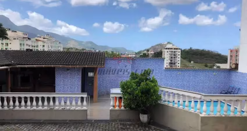 Casa em condomínio fechado com 3 quartos à venda na Rua Maenca, 420, Pechincha, Rio de Janeiro