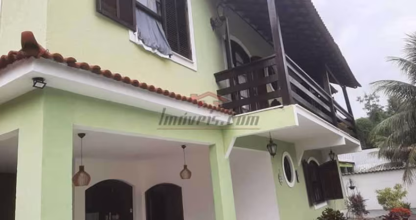 Casa em condomínio fechado com 4 quartos à venda na Rua Custódio Guimarães, 20, Taquara, Rio de Janeiro