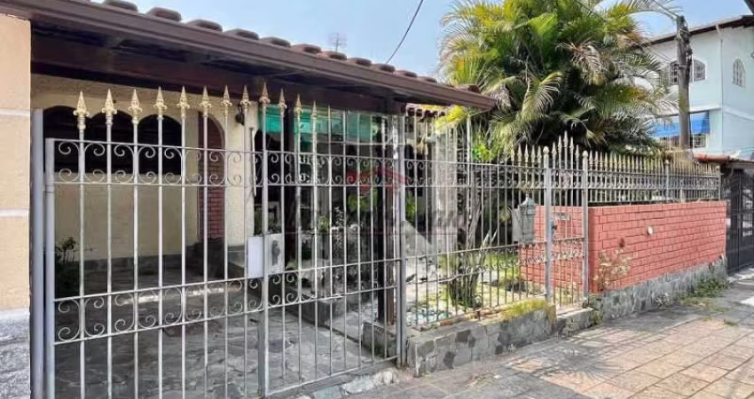 Casa em condomínio fechado com 3 quartos à venda na Rua Mário Miranda, 40, Taquara, Rio de Janeiro