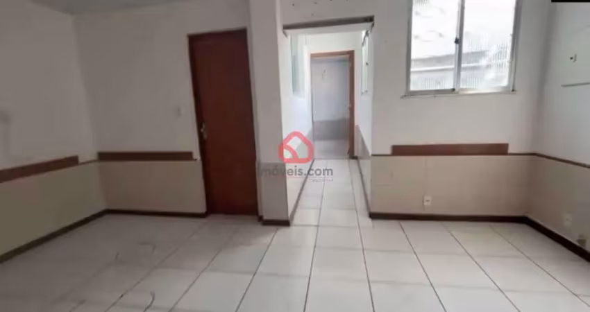 Casa comercial com 5 salas à venda na Rua Apiacás, 110, Taquara, Rio de Janeiro