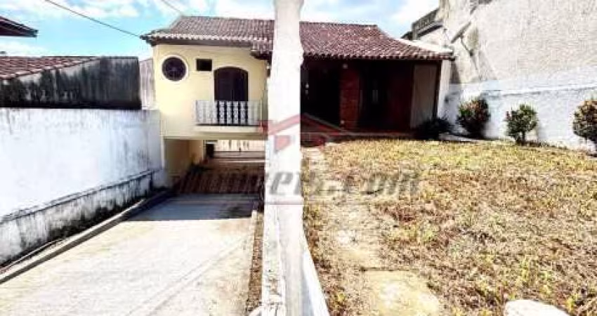 Casa em condomínio fechado com 3 quartos à venda na Rua Kattrin Kemper, 362, Taquara, Rio de Janeiro