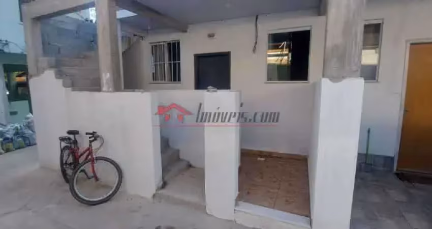 Casa com 1 quarto à venda na Estrada Pau-ferro, 329, Pechincha, Rio de Janeiro