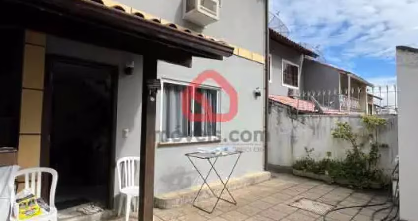 Casa em condomínio fechado com 3 quartos à venda na Rua General José Neves, 102, Pechincha, Rio de Janeiro