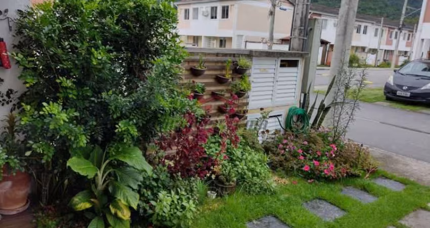 Casa em condomínio fechado com 3 quartos à venda na Rua Dumontina, 288, Vargem Pequena, Rio de Janeiro