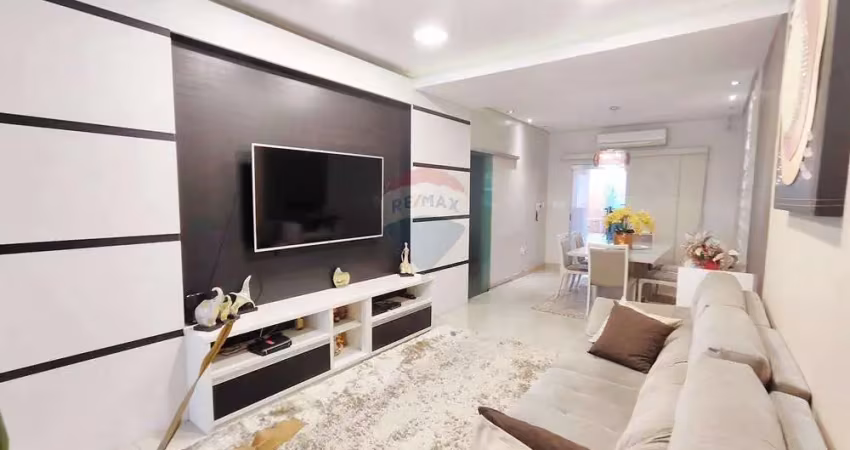 Vendo casa com 4 quartos, sendo 3 boas suítes, residencial joaquim ribeiro, aleixo.