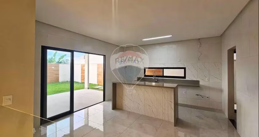 Duplex no Condomínio Estoril, 3 suítes com closet, piscina e churrasqueira