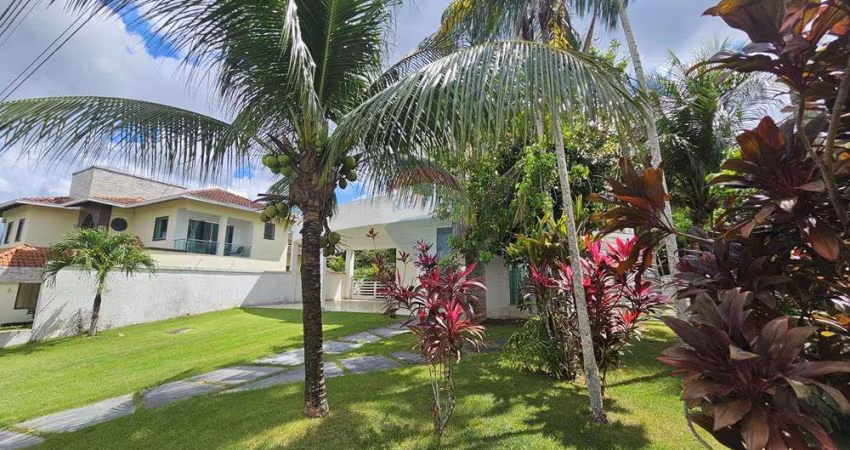 Condomínio Mediterrâneo – Amplo Duplex com Piscina e 4 Quartos