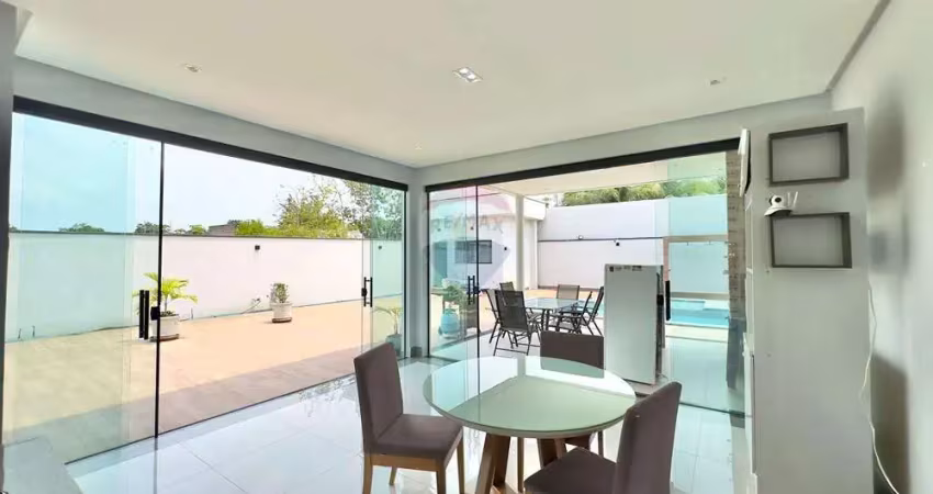 Condomínio marina rio bello, casa com 3 suítes e piscina
