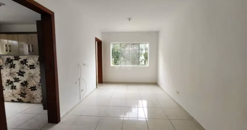 Apartamento com 2 quartos para alugar na Rua do Juazeiro, 679, Parque do Embu, Colombo