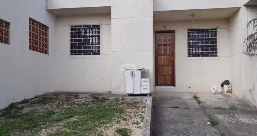 Casa com 3 quartos para alugar na Rua Honduras, 375, Vila Marcelina, Colombo