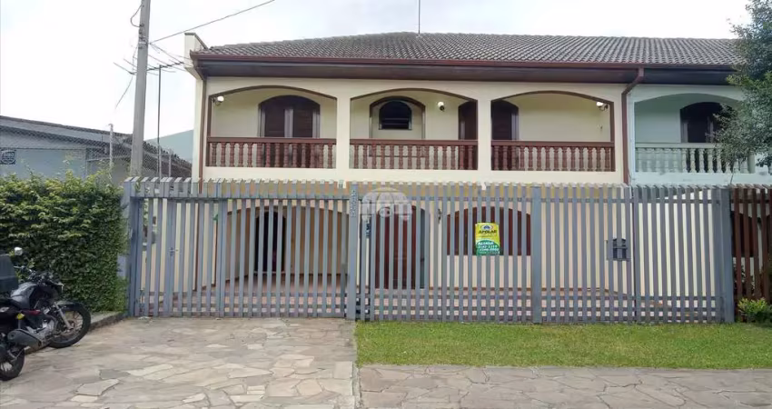 Casa com 4 quartos para alugar na Rua Suécia, 265, Tarumã, Curitiba