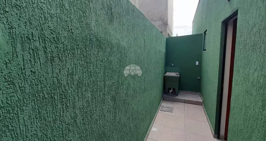 Casa em condomínio fechado com 2 quartos para alugar na Rua Rocha Pombo, 597, Guarani, Colombo
