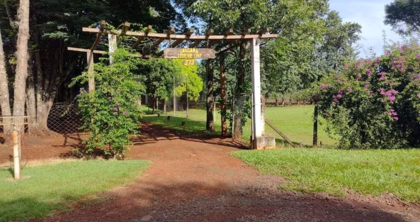 Chácara com 4 dormitórios à venda, 10000 m² por R$ 1.600.000,00 - Dom Pedro I - Londrina/PR