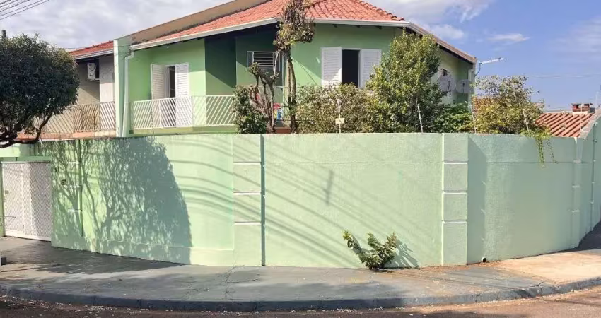 Sobrado 03 Quartos - Jardim Antares - R$ 550.000,00 Londrina/PR.