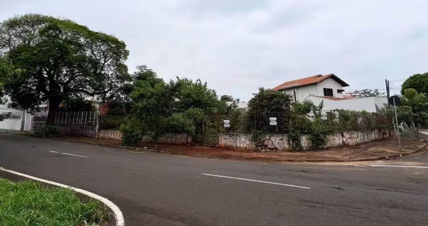 Terreno de esquina – 598,50m² – avenida comandante joão ribeiro de barros