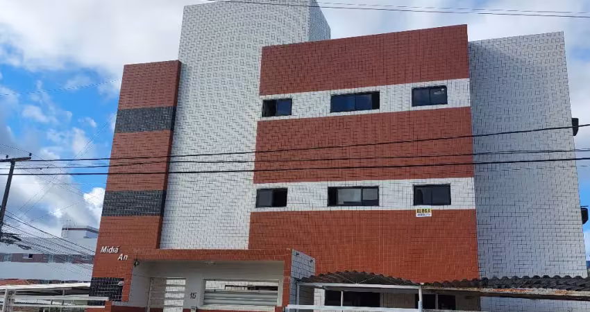 Otimo apartamento no José Américo rua do Frigotil