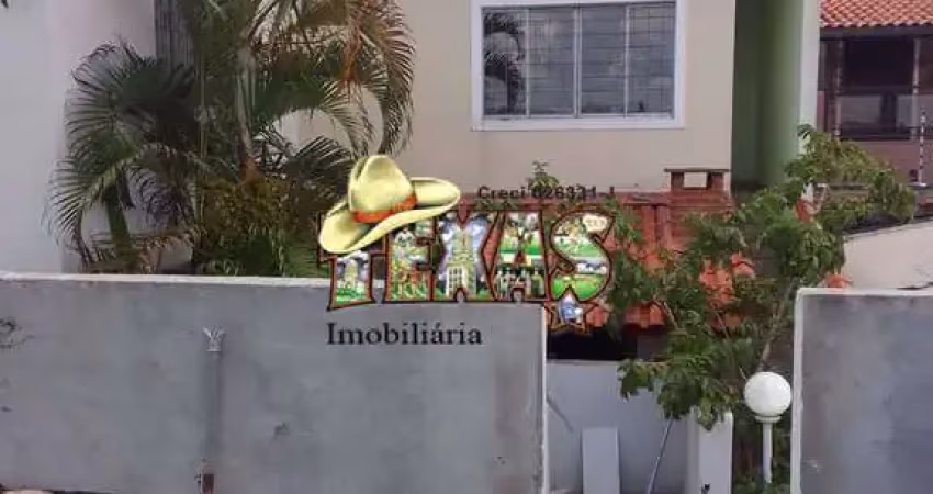 Casa com 3 quartos para alugar na Vila Campanela, São Paulo 