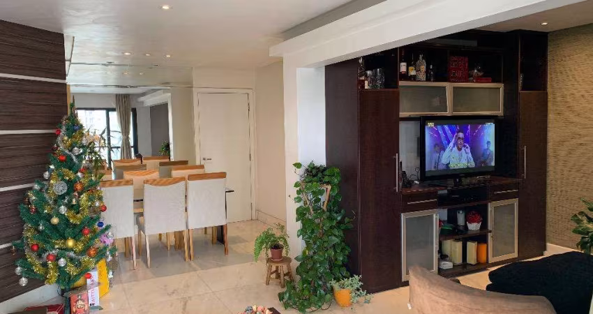 Apartamento com 3 dormitórios à venda, 107 m² por R$ 750.000,00 - Vila Andrade - São Paulo/SP