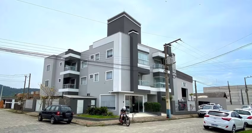 Apartamento com 2 Dormitórios,  1 Vaga,  em Gravatá por R$ 375.000.  Imóvel Residencial em Navegantes/SC.