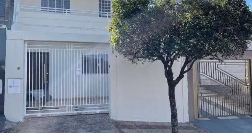 Casa com 3 dormitórios para alugar, 120 m² por R$ 2.900,00/mês - Portal de Versalhes 2 - Londrina/PR