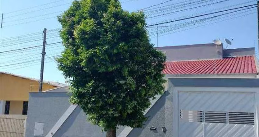 Casa com 3 dormitórios, 174 m² - venda por R$ 750.000,00 ou aluguel por R$ 3.700,00/mês - Conjunto Habitacional Alexandre Urbanas - Londrina/PR