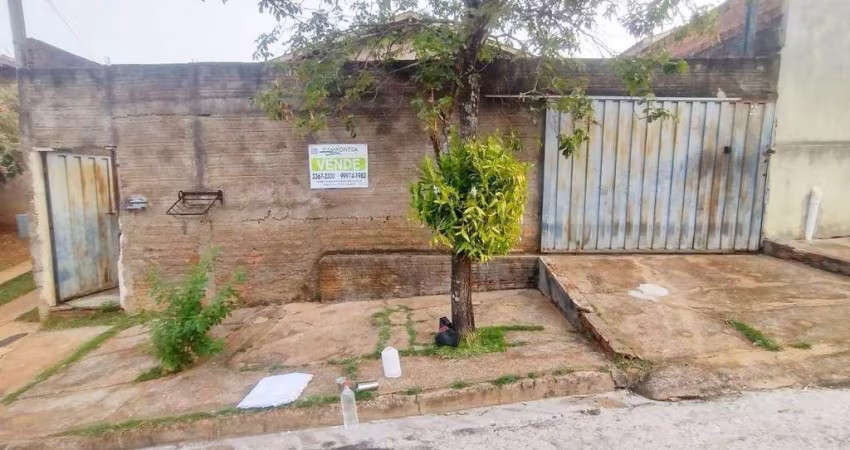 Casa com 1 dormitório à venda, 65 m² por R$ 165.000,00 - Jardim Nova Esperança - Londrina/PR