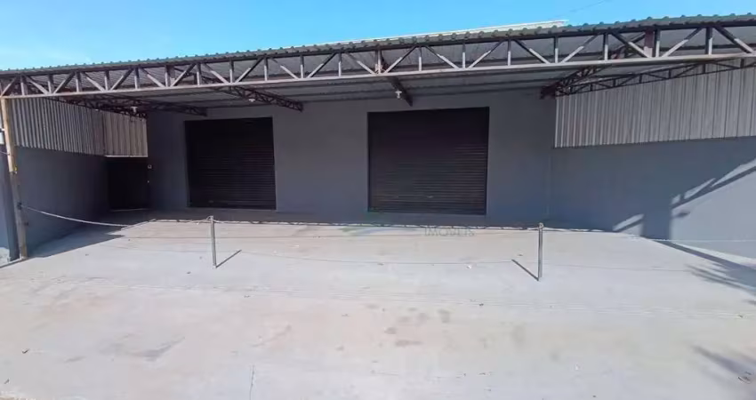 Barracão para alugar, 130 m² por r$ 3.000,00/mês - conjunto parigot de souza 3 - londrina/pr