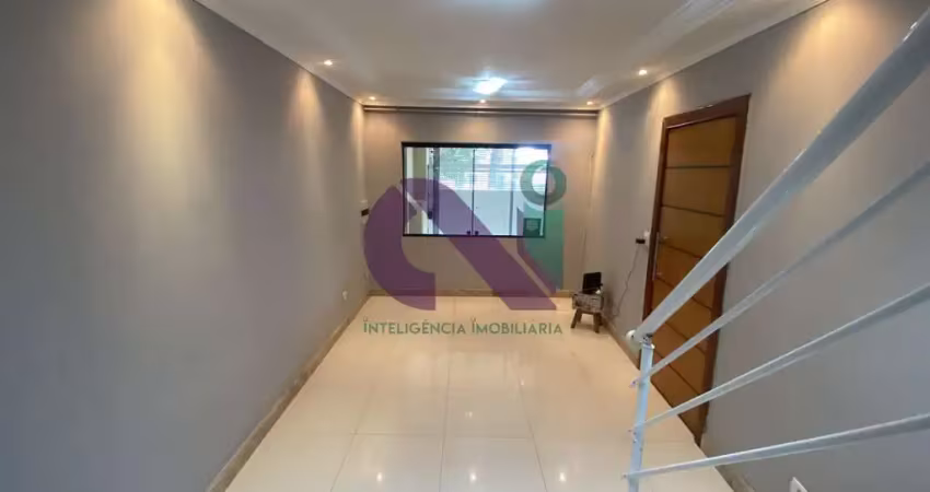 Sobrado para locação 230m | 3 dormitórios sendo 1 suite | 2 vagas - quitauna