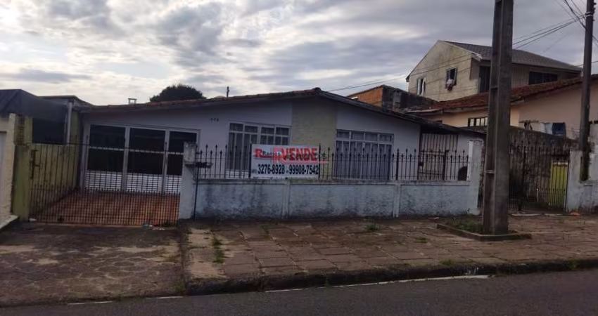 Casa com 3 quartos à venda na Rua Teodomiro Furtado, 448, Xaxim, Curitiba