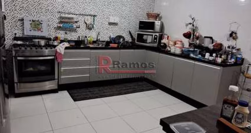 Casa com 3 quartos à venda na Rua Adriana Ceres Zago Bueno, Tatuquara, Curitiba