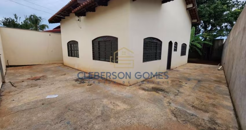 Casa para Venda em Caldas Novas, Estância Itaguaí, 2 dormitórios, 1 suíte, 1 banheiro, 1 vaga