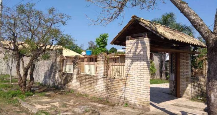 Casa de 240 metros quadrados no bairro Feitoria Seller com 4 quartos