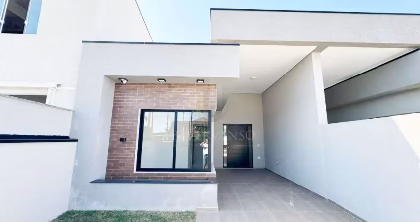 Casa com 3 quartos para alugar na Avenida Cubatão, 1476, Piçarras, Guaratuba