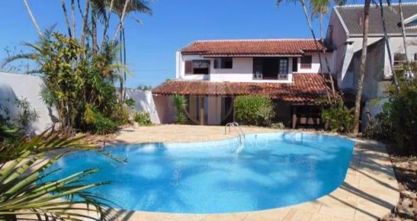 Casa em Balneário Brejatuba - Guaratuba, PR