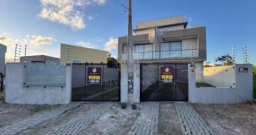 Sobrado  em Balneário Coroados  -  Guaratuba