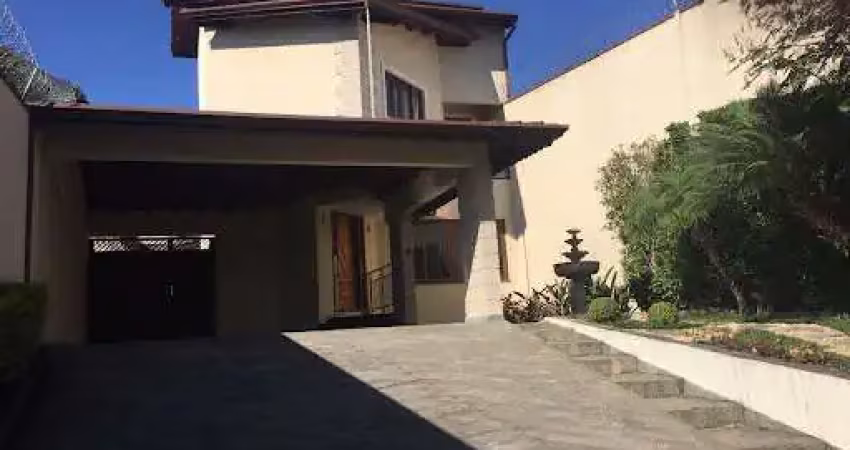 Casa com 3 dormitórios à venda, 238 m² por R$ 1.100.000,00 - Vila Brás Cubas - Mogi das Cruzes/SP