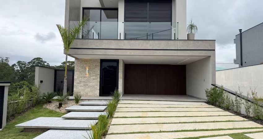 Sobrado com 4 dormitórios à venda, 270 m² por R$ 2.850.000,00 - Bella Cittá - Mogi das Cruzes/SP