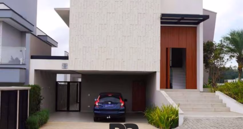 Sobrado com 3 dormitórios à venda, 207 m² por R$ 2.150.000,00 - Mosaico Essence - Mogi das Cruzes/SP