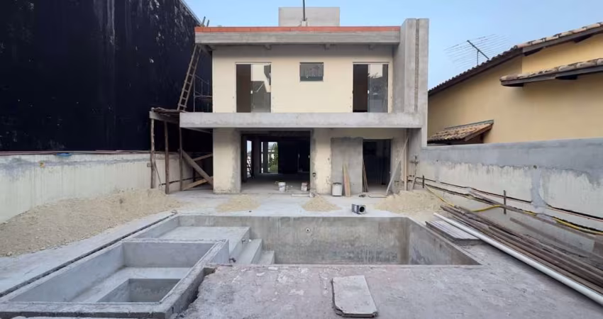 Sobrado com 3 dormitórios à venda, 245 m² por R$ 2.500.000,00 - Aruã - Mogi das Cruzes/SP