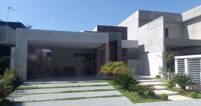 Casa com 3 dormitórios à venda, 180 m² por R$ 1.380.000,00 - Residencial Veneza I - Mogi das Cruzes/SP