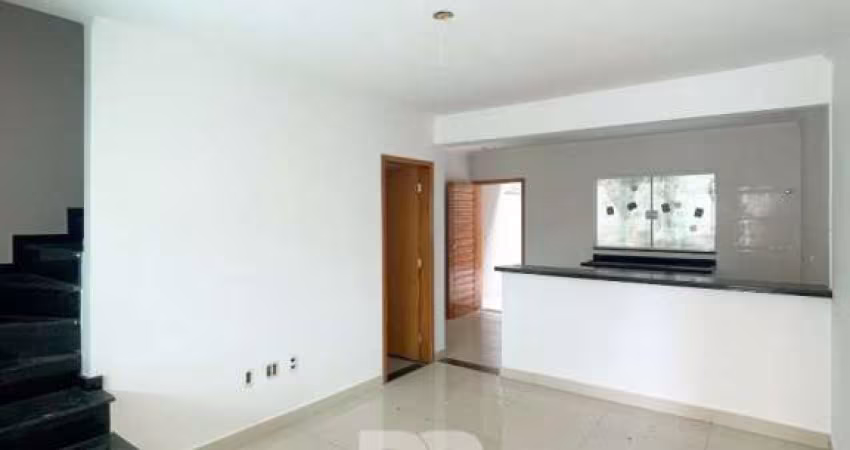 Casa com 3 dormitórios à venda, 72 m² por R$ 470.000,00 - Centro - Mogi das Cruzes/SP