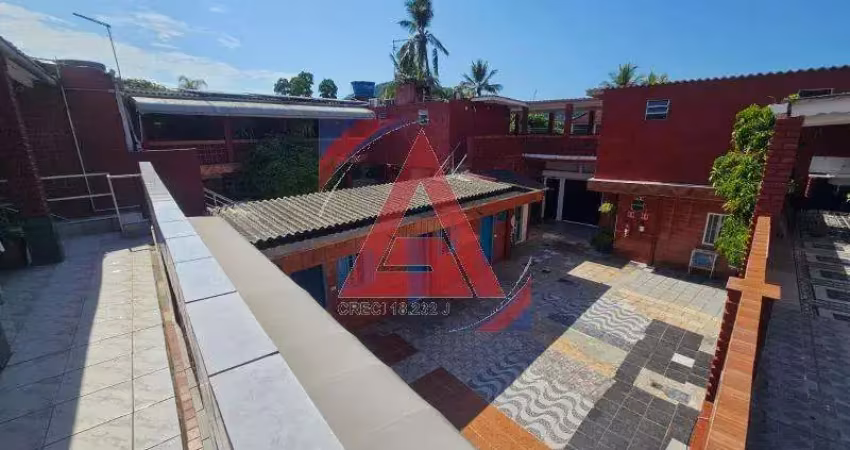 Casa comercial à venda no Balneario Praia do Perequê, Guarujá 