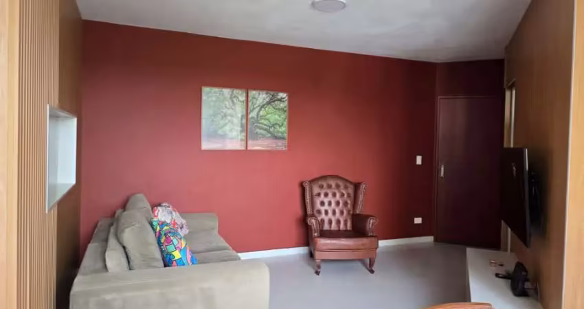 Apartamento com 3 dormitórios para alugar, 72 m² por R$ 2.500/mês - Jardim Claudia - Londrina/PR