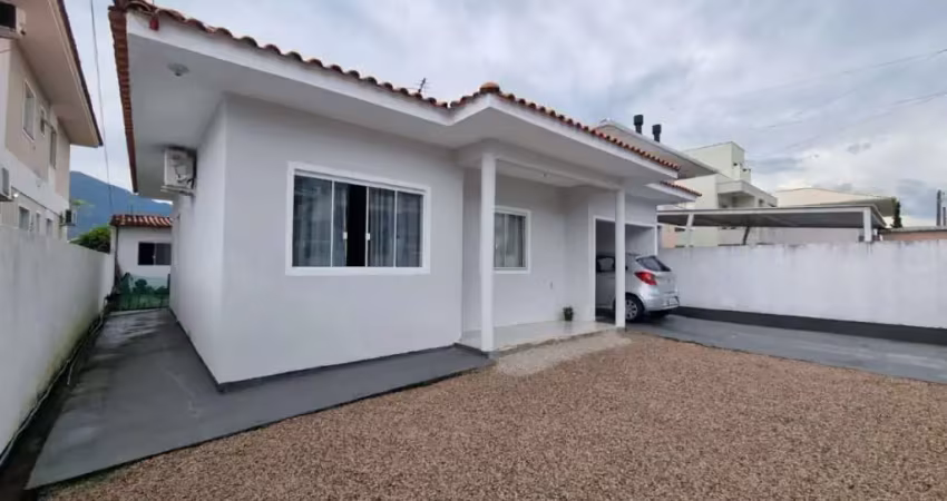 Casa com 2 quartos à venda na Rua das Felicidades, 1, Nova Palhoça, Palhoça