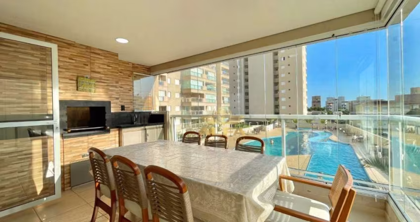 Apartamento na Praia da Enseada de 2 quartos Varanda gourmet 2 vagas em prédio com lazer de clube. Guarujá-SP.