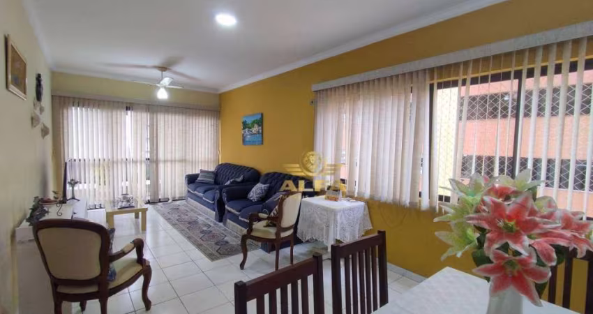 Apartamento à venda na Praia das Pitangueiras, 3 Quartos, 2 Vagas.