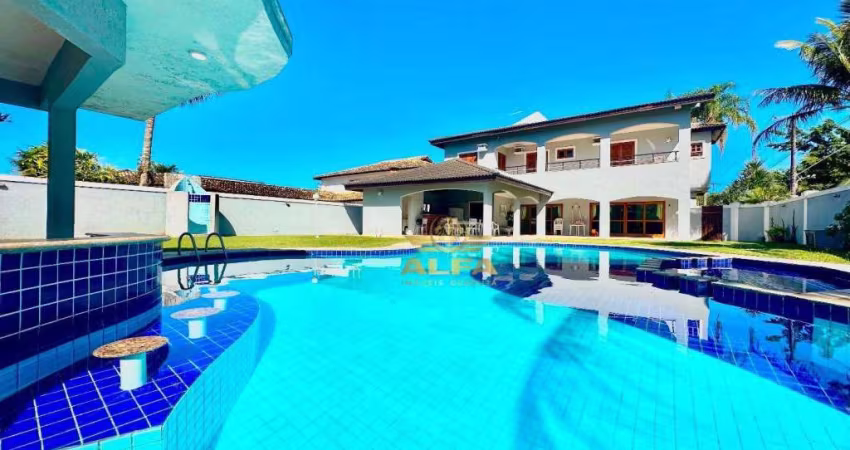 Casa à venda com 5 suítes - Piscina e churrasqueira - Condomínio com segurança e lazer - Jardim Acapulco - Guarujá/SP