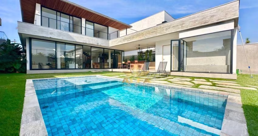 Casa à Venda no Acapulco em Guarujá | Alfa Imóveis Guarujá