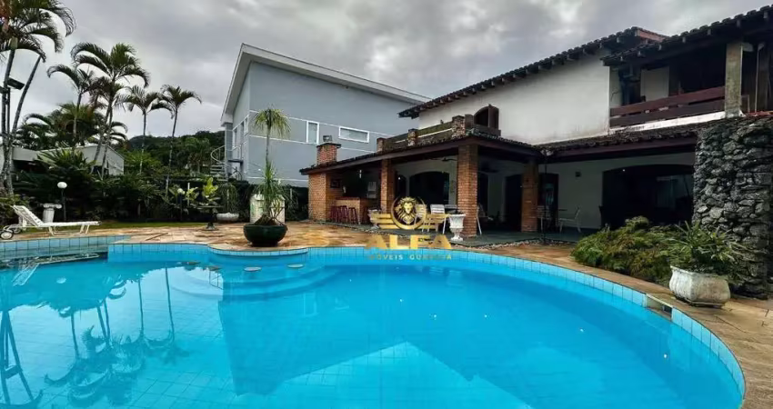 Casa à Venda no Granvile em Guarujá | Alfa Imóveis Guarujá