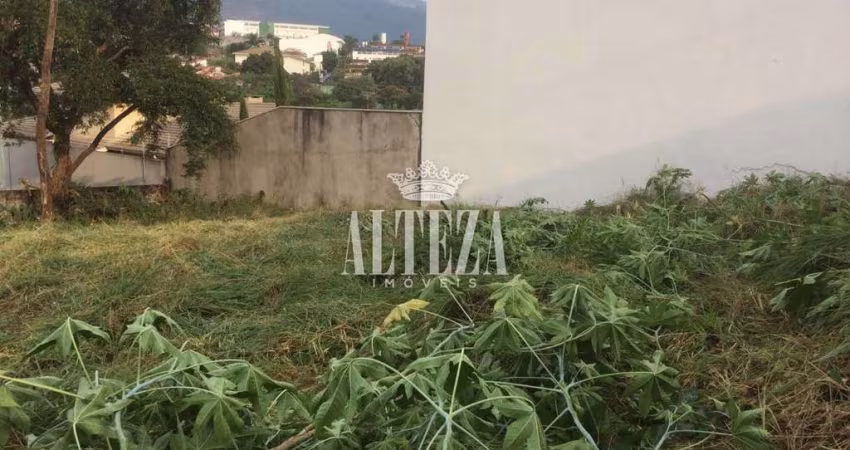 Terreno à venda no Jardim Paulista, Atibaia 